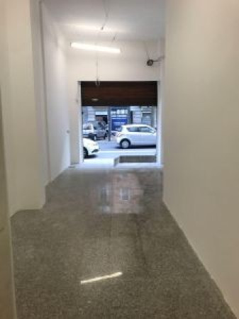 ampio-negozio-in-crocetta