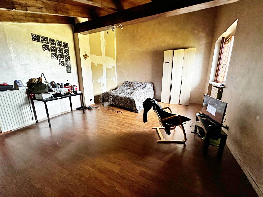 pentalocale-via-piave-19-volpiano