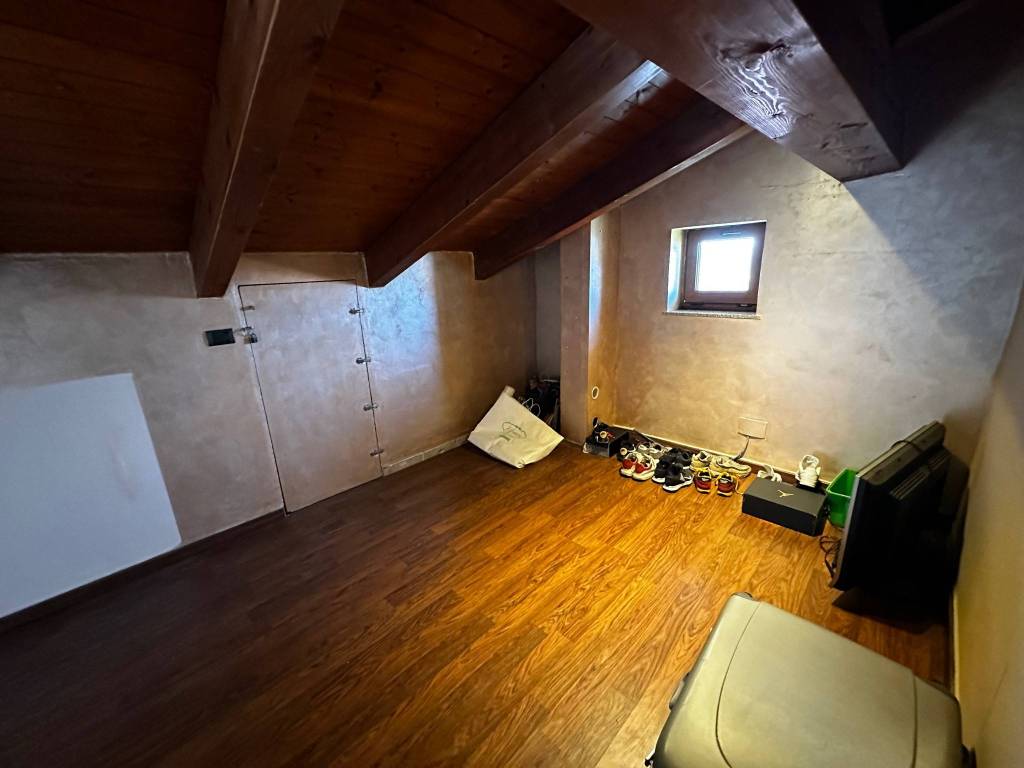 pentalocale-via-piave-19-volpiano