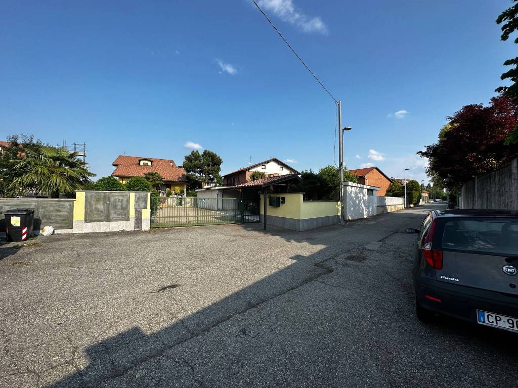 pentalocale-via-piave-19-volpiano