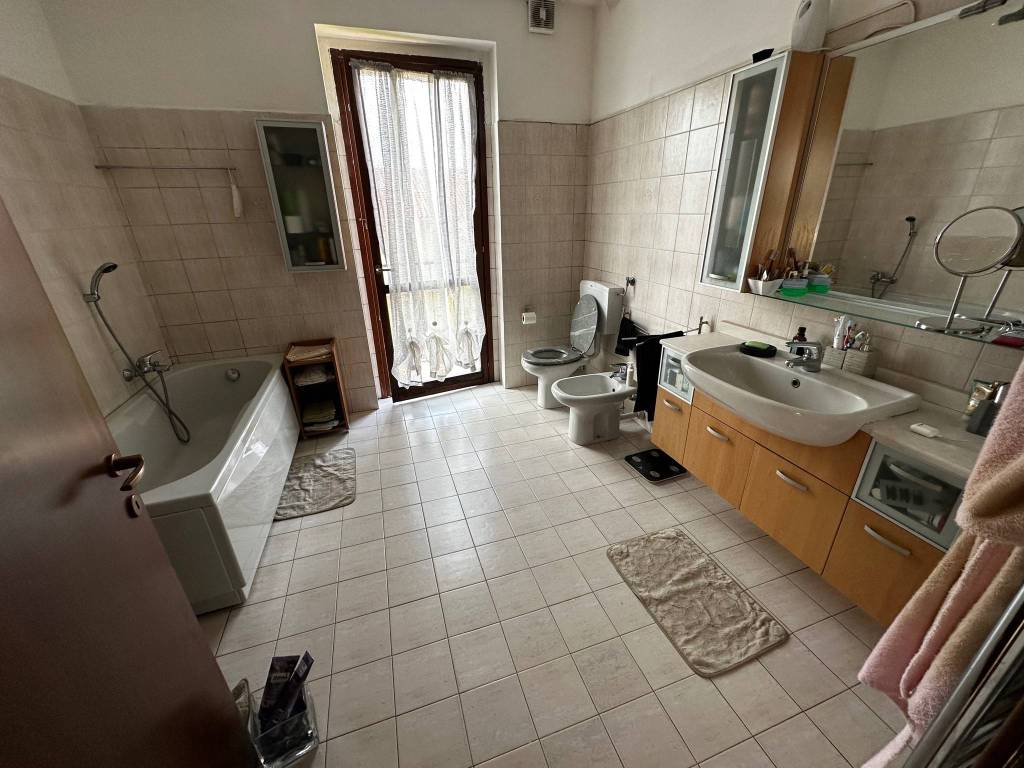 pentalocale-via-piave-19-volpiano