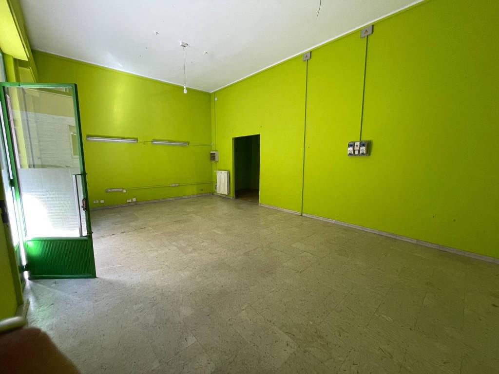 locale-commerciale-crocetta