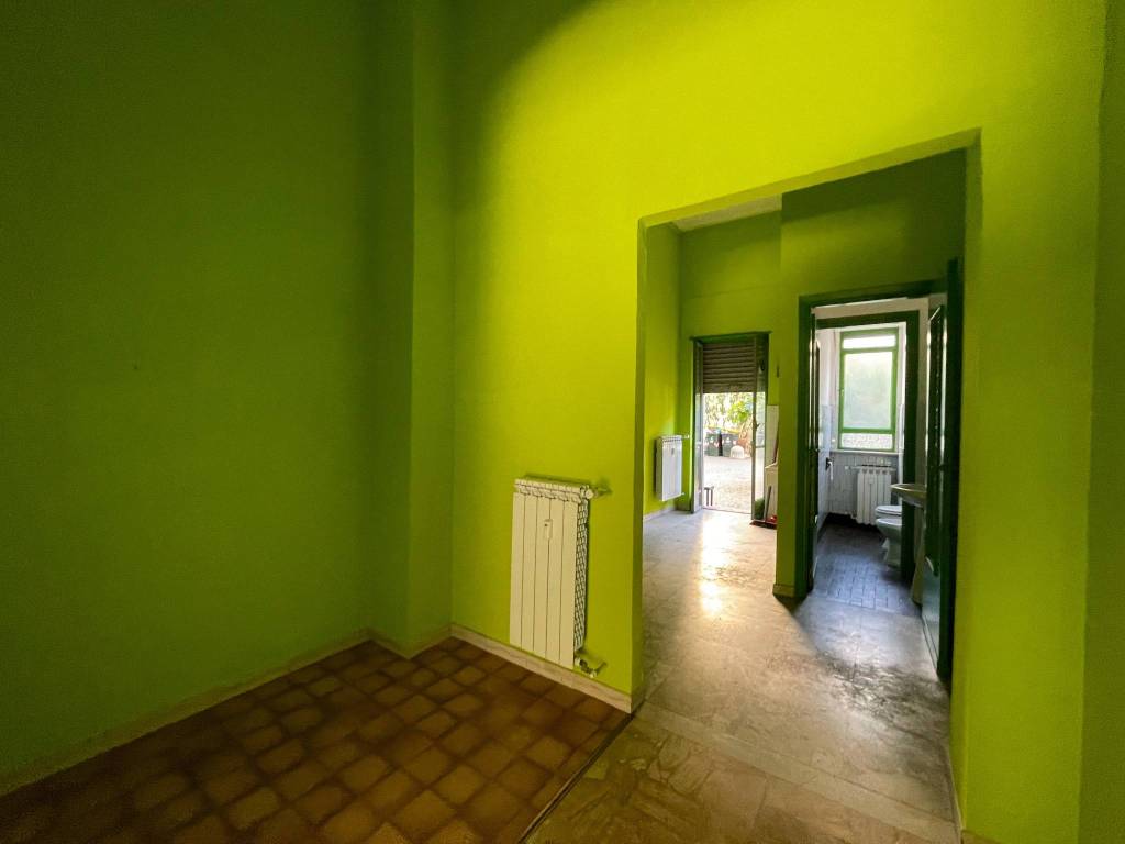 locale-commerciale-crocetta