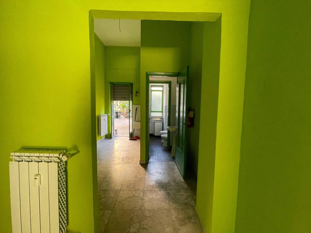 locale-commerciale-crocetta