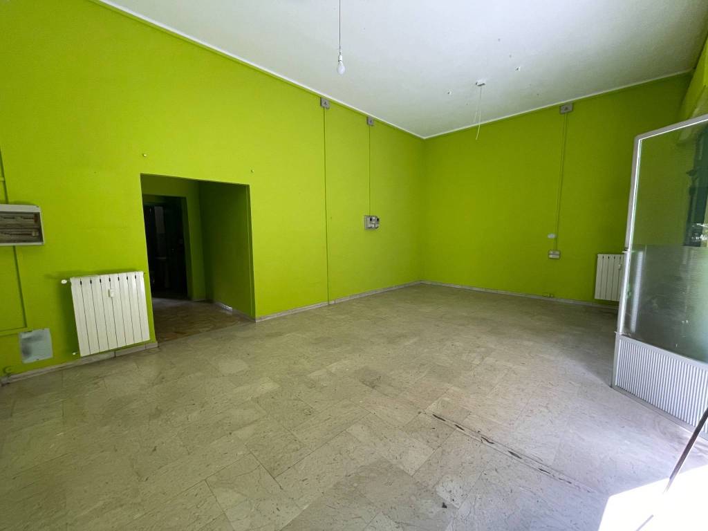 locale-commerciale-crocetta