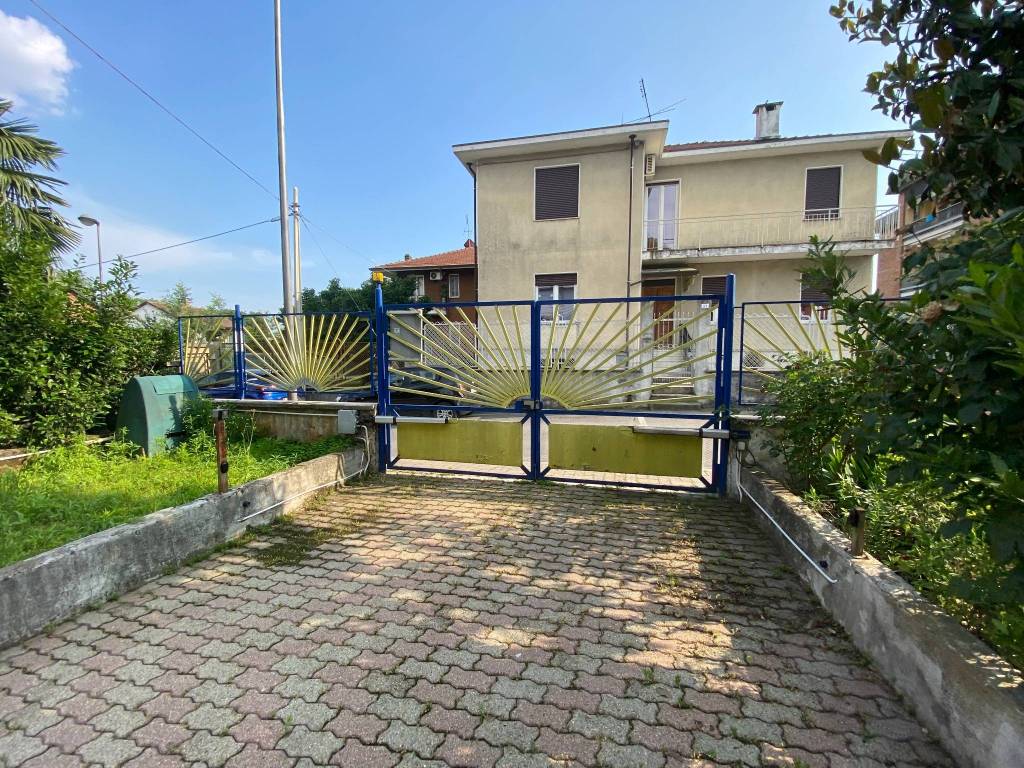 villa-bifamiliare